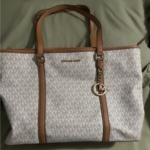Michael Kors tote bag